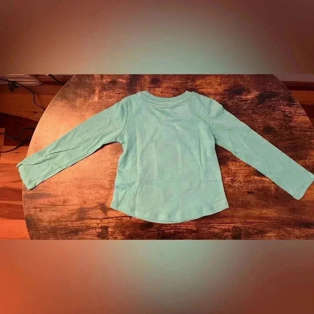 ADTN | toddler girls holiday t-shirt. Size: 2T - Picture 9 of 12